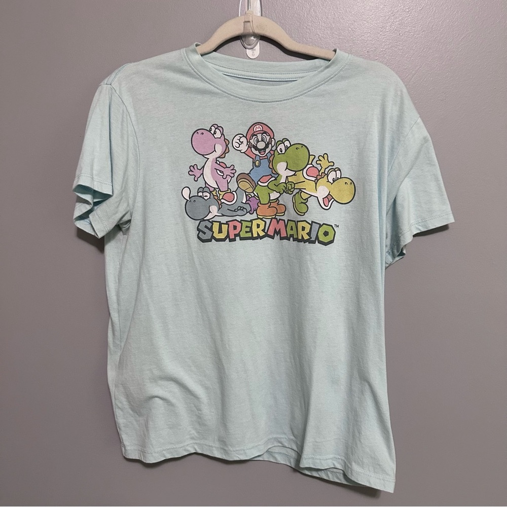 Nintendo Super Mario T-Shirt Yoshi's World Light Blue Short Sleeve Large